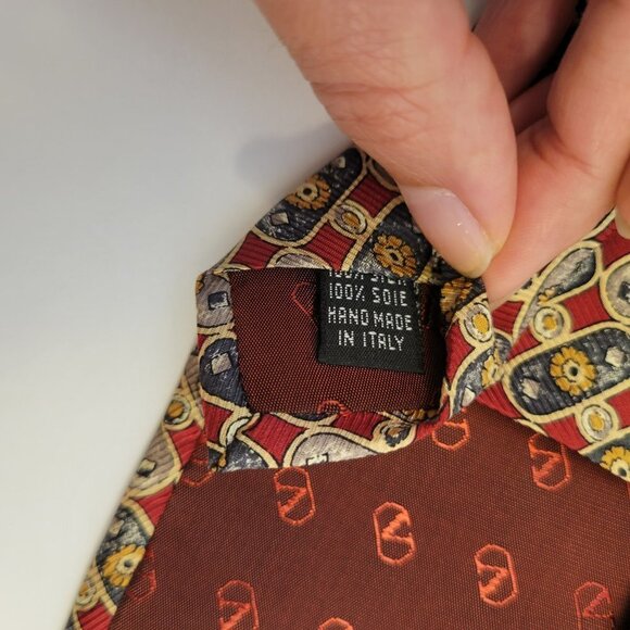 Valentino Cravette Made in Italy 100% Silk Tie - Picture 5 of 9